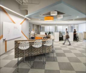 创意风格办公室设计装饰图