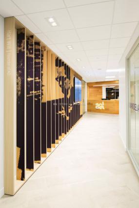 2018设计公司前台装修效果图