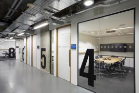 设计公司玻璃隔断装饰设计效果图大全