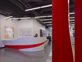 设计公司前台精装修设计图片