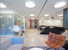 高端游戏公司前台装修效果图