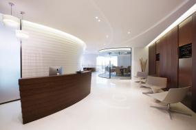 互联网公司前台装饰图片