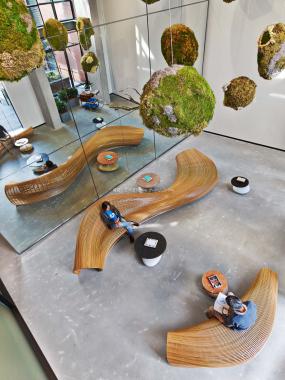 广告公司前台装饰设计图