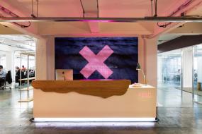 外国公司前台装饰效果图