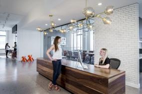 外国公司前台装饰装修效果图大全