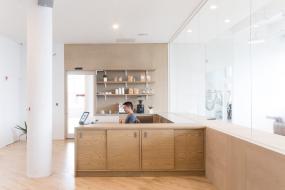 通信公司前台装修实景图片