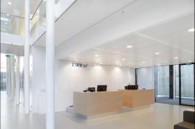 培训教育公司前台装修设计效果图片