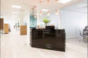 金融公司前台装修设计效果图