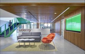 玩具公司前台装修设计效果图