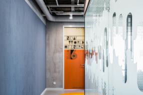 科技公司办公室玻璃隔断室装修效果图大全