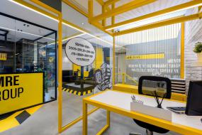 科技公司办公室玻璃隔断装修高清图片大全