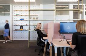 科技公司吊顶装饰设计图