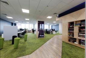 高端金融公司吊顶装修效果图