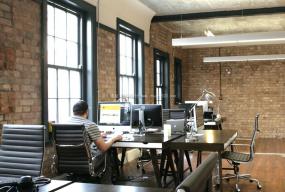 广告公司吊顶装饰设计图片大全