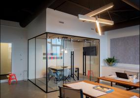 最新广告公司吊顶设计图片