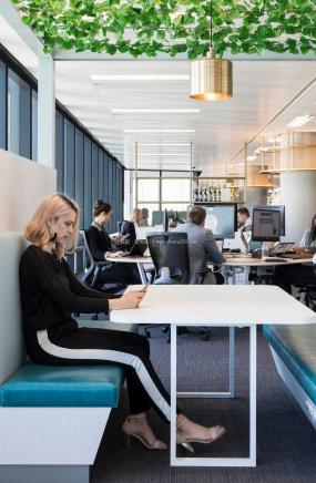 科技公司吊顶装饰设计图片大全