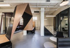 广告公司吊顶装潢效果图