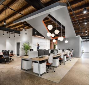 最新外国公司吊顶装饰设计图