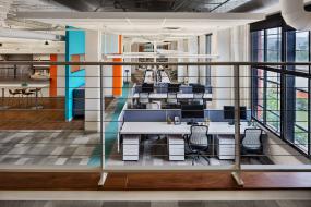 外国公司吊顶装潢设计图