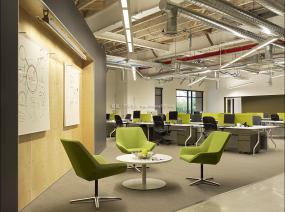 IT公司吊顶装潢图片