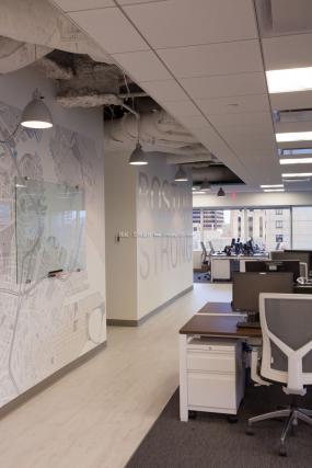 最新外国公司吊顶设计装修图片