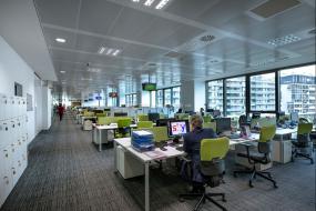 IT公司吊顶装修高清效果图