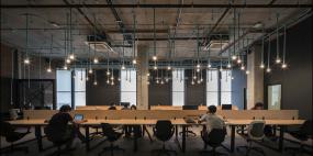 IT公司吊顶装修设计图片