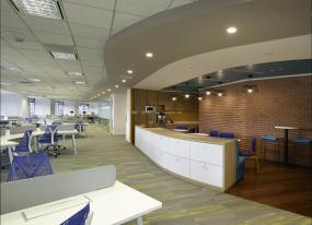 最新IT公司吊顶装饰效果图