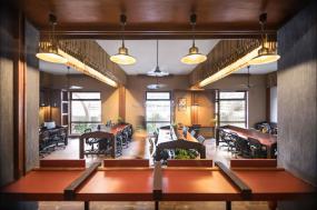 金融公司吊顶装修效果图