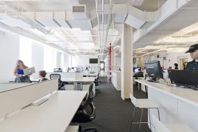 投资公司吊顶装修高清图片