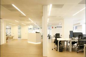 最新投资公司吊顶装修设计效果图