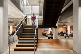 金融公司吊顶装修装潢效果图