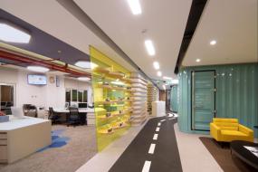 高档传媒文化公司吊顶装修图片