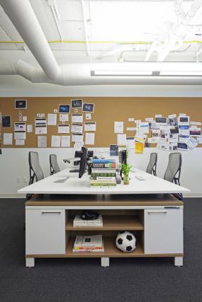 培训教育公司吊顶装修设计图片