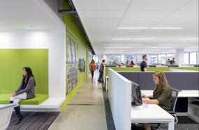 生物科技公司吊顶装潢设计图