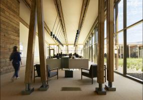 房地产公司吊顶装饰效果图片