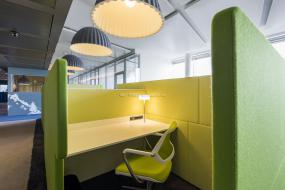 高端生物科技公司吊顶装修图片