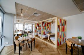 办公室木地板装潢设计图