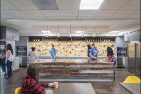 高档办公室木地板装修效果图