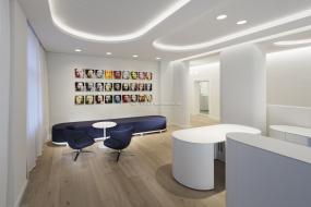 金融公司木地板设计与装修效果图