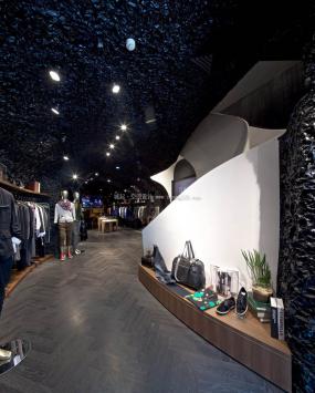 大型服装店装饰装修效果图