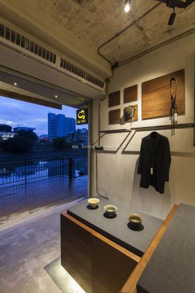 大型服装店设计装潢图片