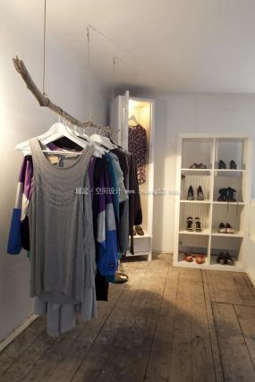 最新大型服装店设计图片