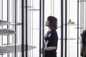 大型服装店装修高清图片