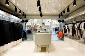 男装店货架装饰效果图