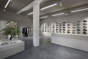 最新男装店内设计装饰效果图片