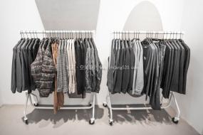 男装店货架室内装修效果图大全