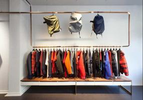 最新男装店货架效果图