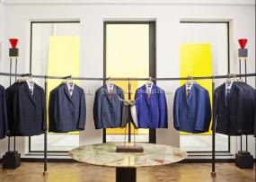 男装店货架装饰设计图