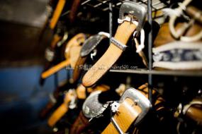 男装店货架装潢效果图片